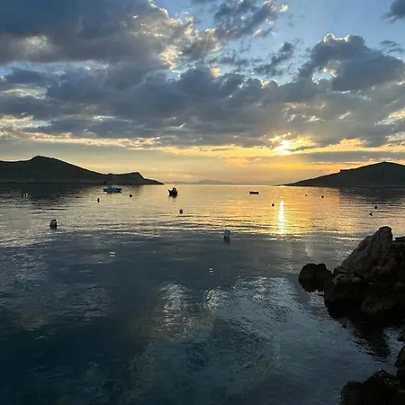 Porphyra * Chalki Town