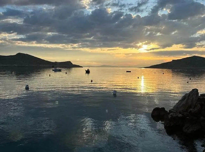 Porphyra * Chalki Town